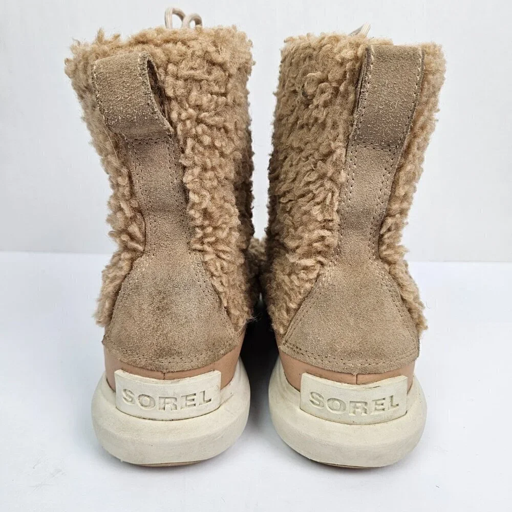 Sorel Youth Explorer Cozy Insulated Boot Canoe(Tan)/Chalk(Cream) 6 NY4894-262